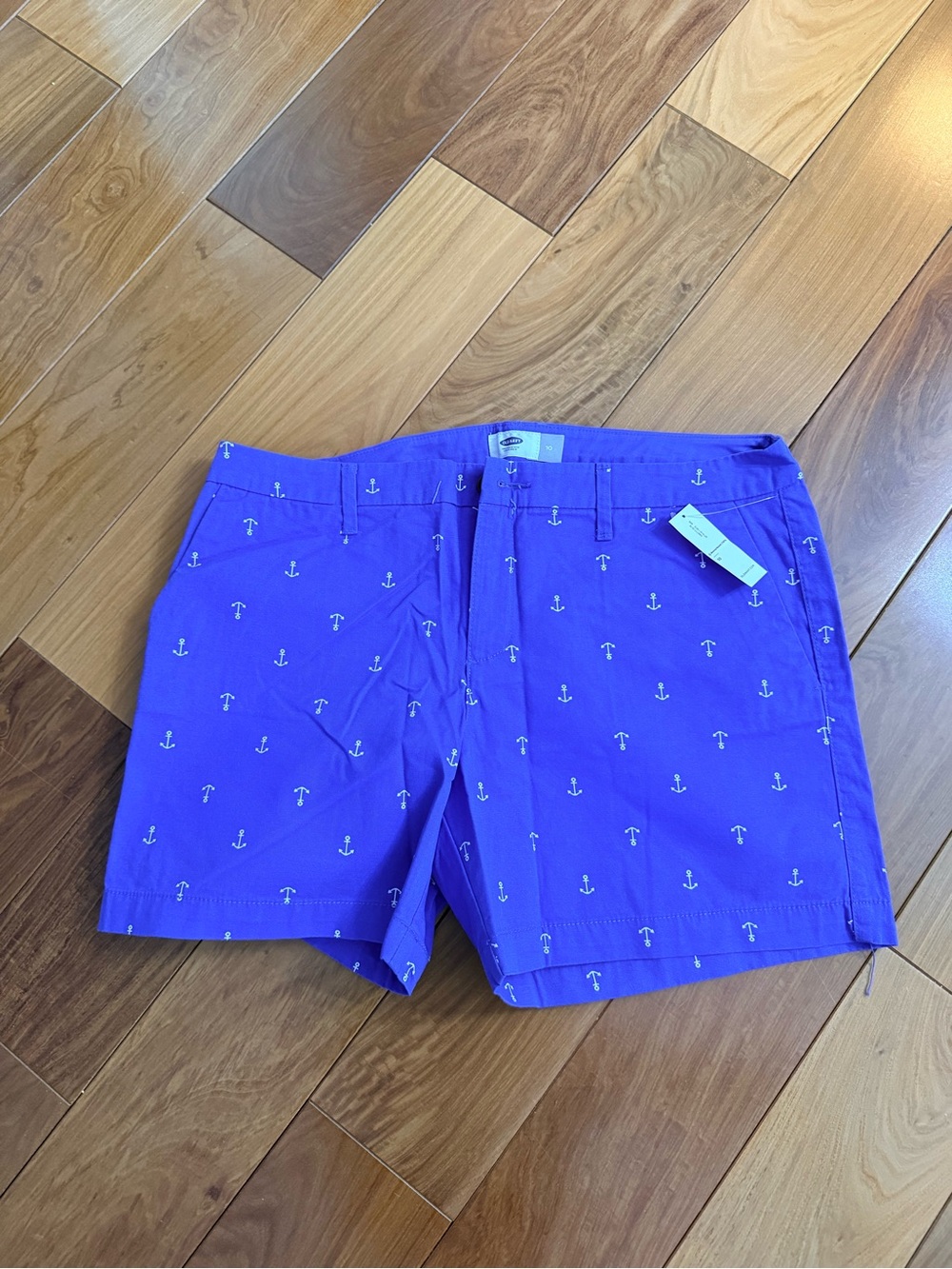 Old Navy Blue Anchor Print Women’s Bermuda Shorts